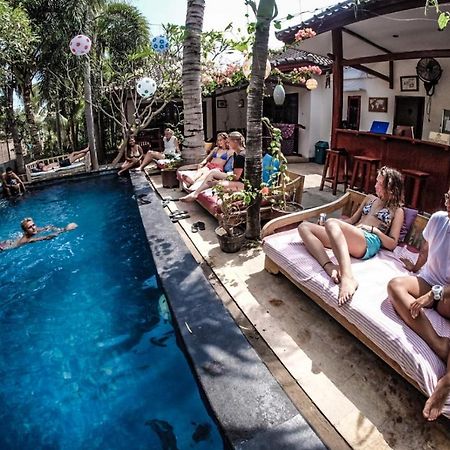 Aaliku Bungalows Gili Trawangan Bagian luar foto