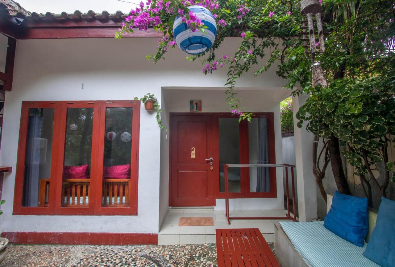 Aaliku Bungalows Gili Trawangan Bagian luar foto